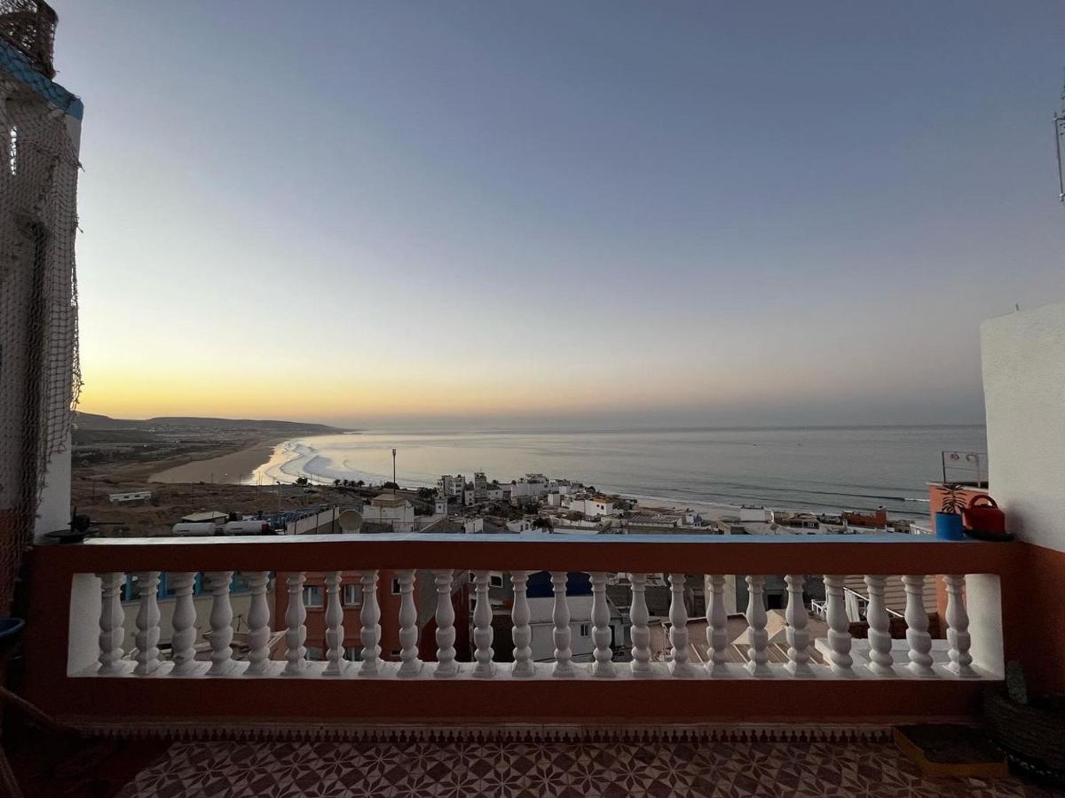 לינה וארוחת בוקר טגזוט Binic Surf House מראה חיצוני תמונה